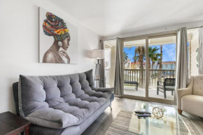 Vibrant Modern Condo with Large Balcony and Stunning Ocean Views